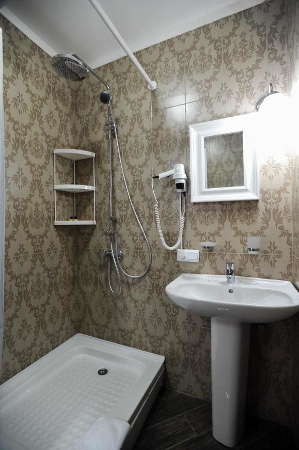 Отель Piazza Inn Батуми-31