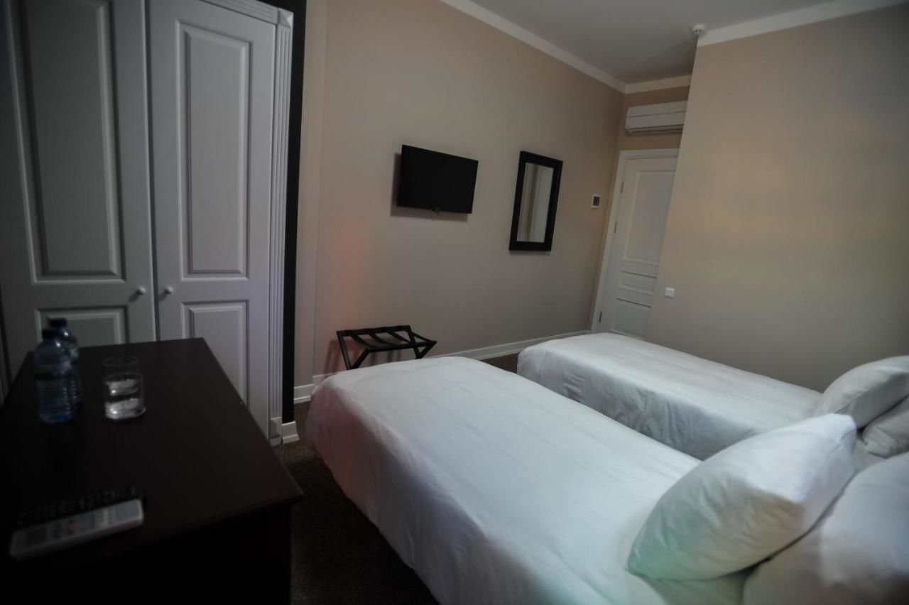 Отель Piazza Inn Батуми