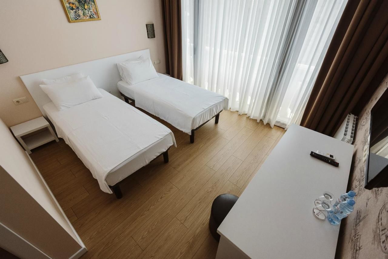 Отель Piazza Inn Батуми