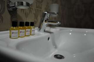 Отель Piazza Inn Батуми Стандартный двухместный номер с 1 кроватью-2