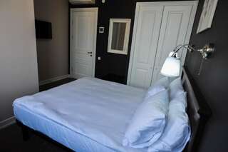 Отель Piazza Inn Батуми Стандартный двухместный номер с 1 кроватью-1