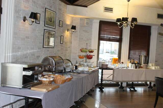 Отель Piazza Inn Батуми-11